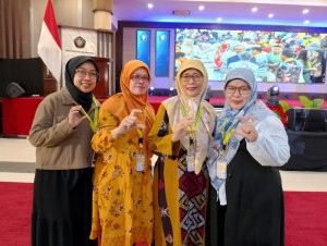 Dosen Tadris Bahasa Inggris Tampil di Panggung Internasional TEFLIN 2025